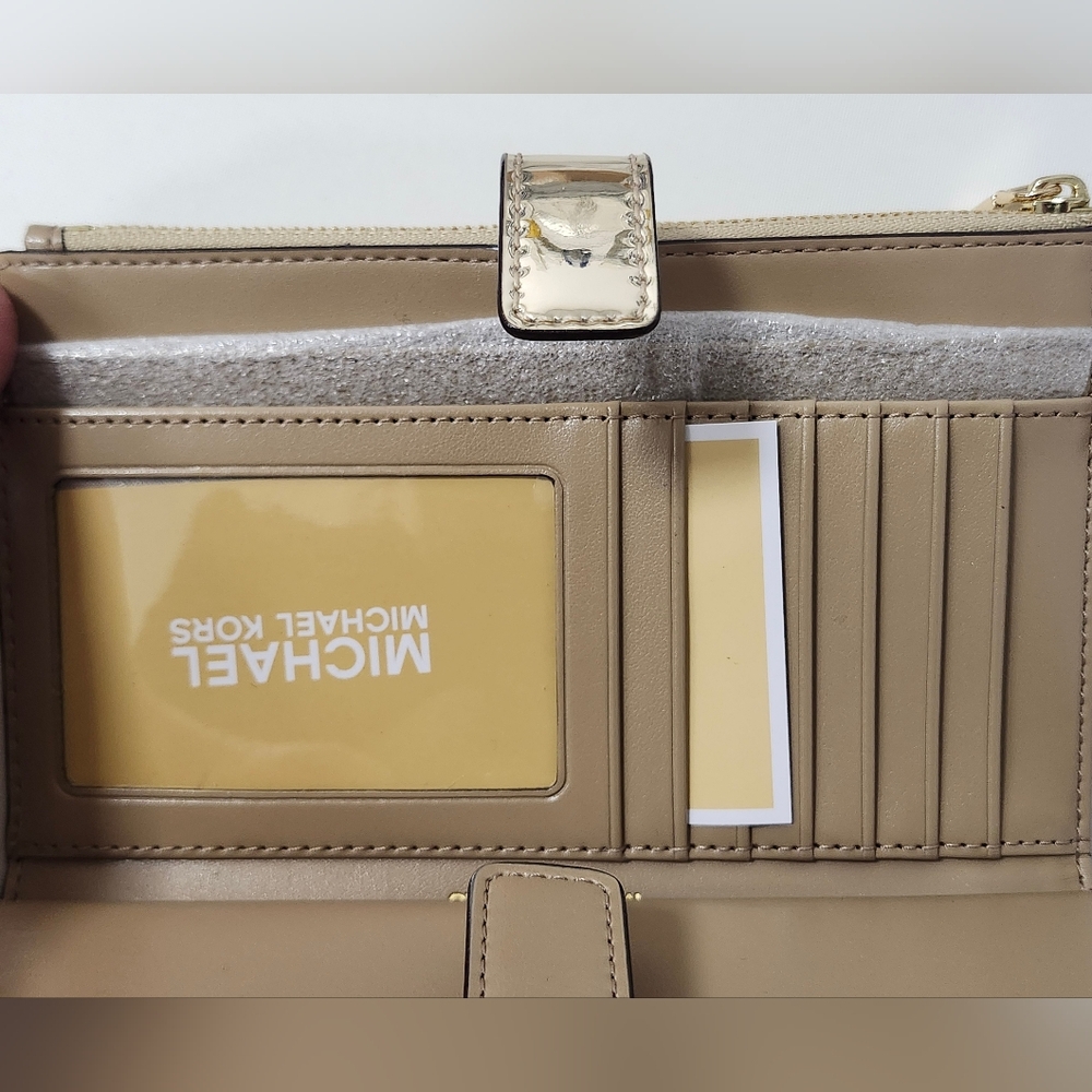 NWT Michael Kors Gold Jet Set Double Zip Wristlet - Picture 8 of 12